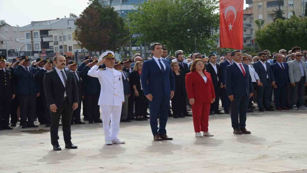 Didim’de 19 Mayıs Atatürk’ün Anma, Gençlik ve Spor Bayramı kutlandı