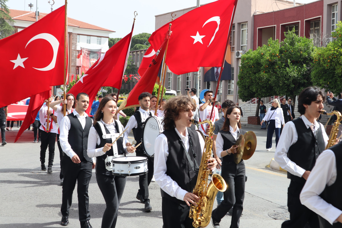 Aydın'da 19 Mayıs Coşkuyla Kutlanıyor